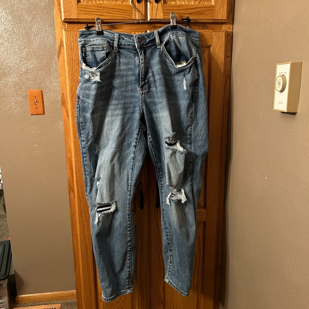 Judy Blue 14W Slim Fit distressed denim blue jeans mid-rise